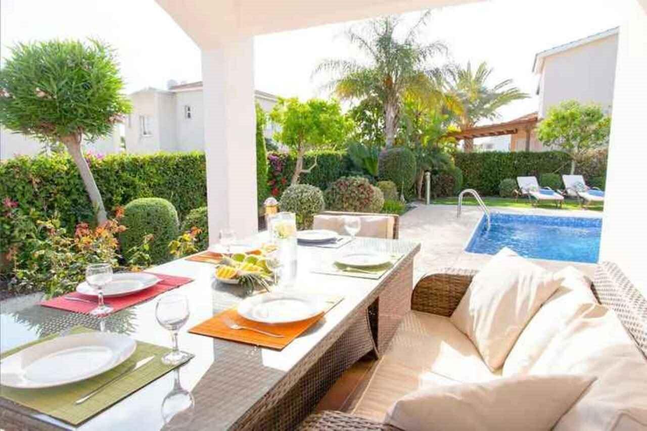 Villa Alysia By Ezoria Villas Coral Bay Buitenkant foto
