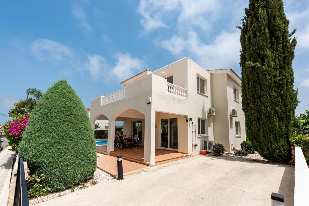 Villa Alysia By Ezoria Villas Coral Bay Buitenkant foto